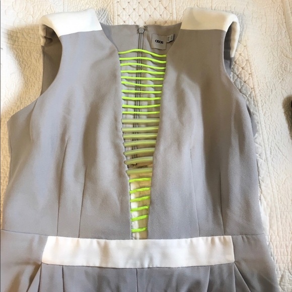 Gray and Lime green jumper - Picture 2 of 6